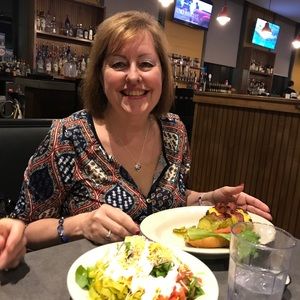 Meet your Posher, Mary beth